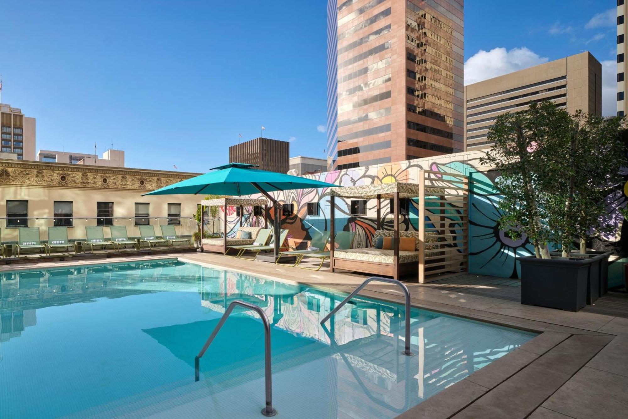 Alma San Diego Downtown, A Tribute Portfolio Hotel Buitenkant foto